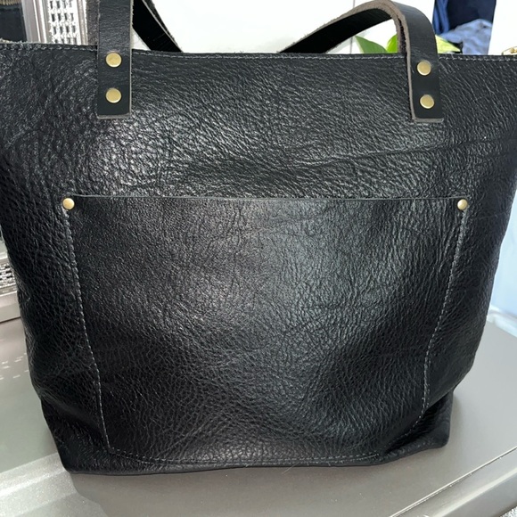 Portland Leather Classic Black Tote - Picture 1 of 7